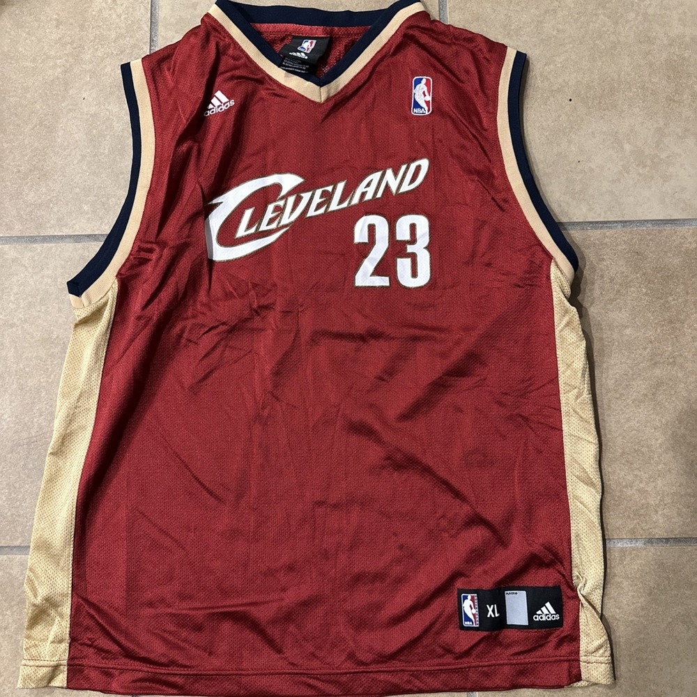 Cleveland Cavaliers NBA Lebron James #23 Adidas Jersey Men's XL Nice Vintage